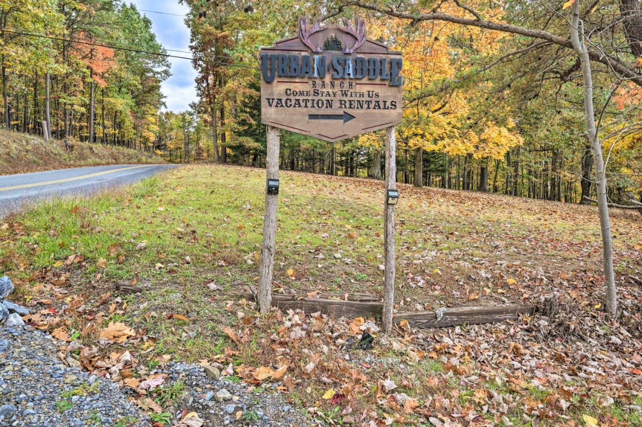 Cheyenne Ranch Apt With 50 Acres By Raystown Lake 亨丁顿 外观 照片